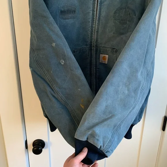 Carhartt Hooded Jacket - Picture 7 of 10
